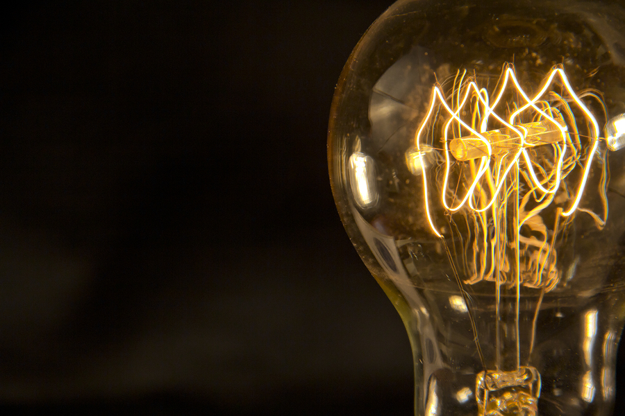 MIT: New Incandescent Light Bulbs Are More Efficient Than LEDs