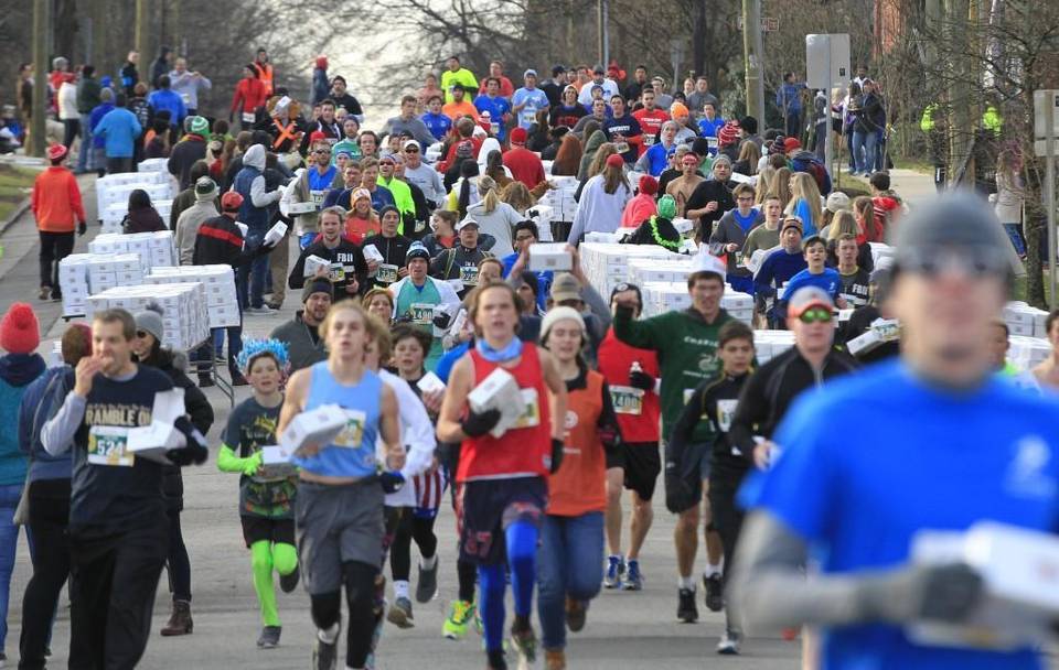 Runner Drops Dead after “Krispy Kreme” Challenge (Where You Eat 12 Donuts while Running Race for Hospital)