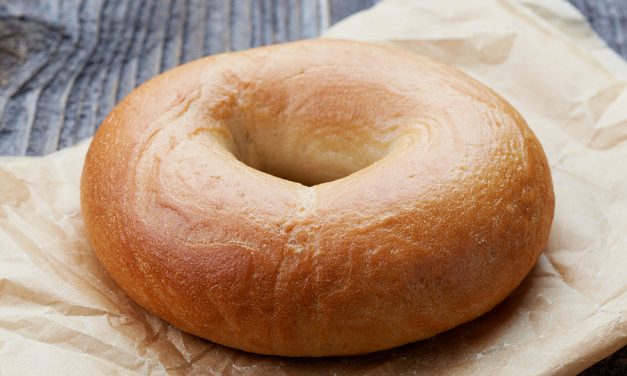 Study Shows White Bread & Bagels Increase Risk Of Lung Cancer By 49 Percent