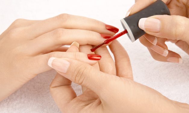This is What Happens to Your Body 10 Hours After Putting on Nail Polish