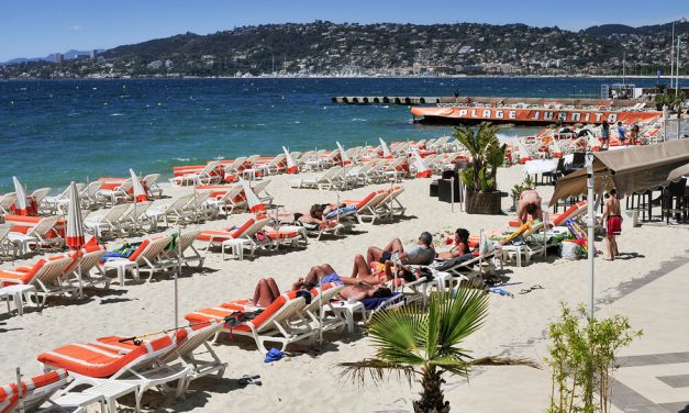 Why do sunbathers live longer than those who avoid the sun?