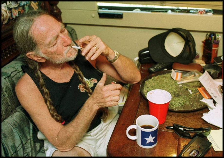 NOW HIRING: Willie Nelson Needs You To Work For His Cannabis Company, Starting Salary Of $65,000!