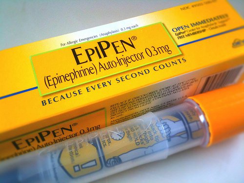 CNN: EpiPen Prices Rocket Along with Drugmaker Executive’s Pay (Scandalous)