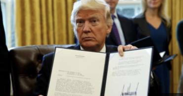 Breaking: Trump Signs Exec Order Giving Greenlight to Dakota Pipeline