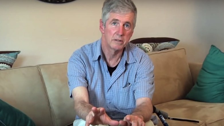 Watch ANOTHER Man with Severe Parkinson’s Take Cannabis Oil to Settle his Tremors