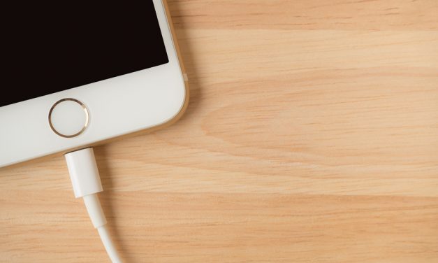 Man Accidentally Electrocutes Himself by Charging iPhone in Bath