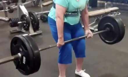 Chair-bound 78-year-old grandmother changed her life and can now dead-lift 225 lbs