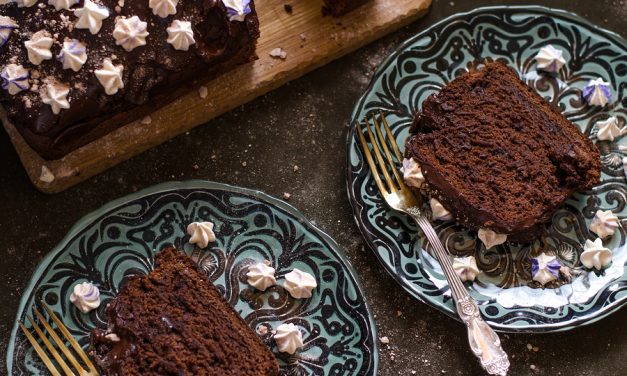 Make Moist Chocolate Cake from Avocado Instead of Eggs and Dairy