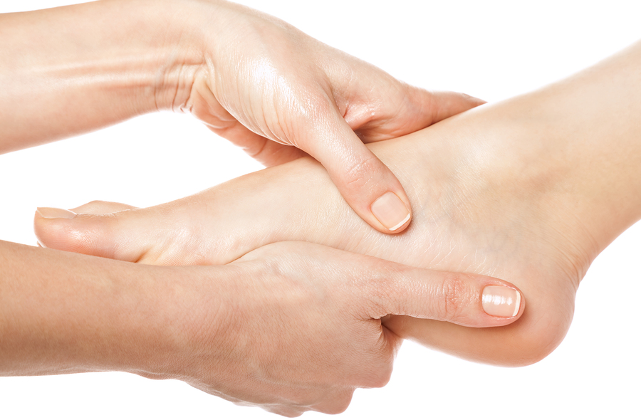 NY TIMES: Get rid of unbearable foot pain with these easy steps