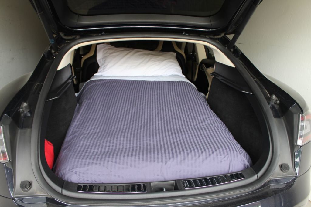 How to sleep in a Tesla Model S or Model X