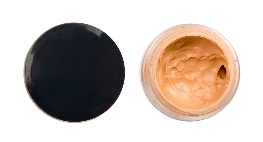Homemade tinted moisturizer works better than toxic, expensive foundations (Recipe)