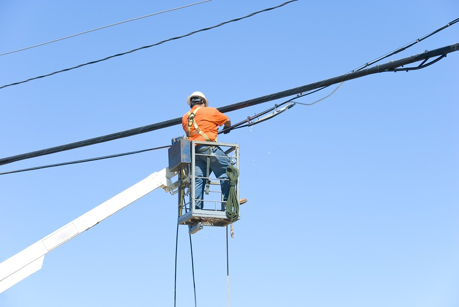 Exposure to electromagnetic fields and suicide among electric utility workers