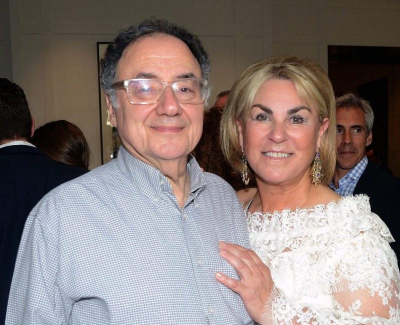 How the investigation into the deaths of Dr. Barry and Honey Sherman turned from murder-suicide to double homicide