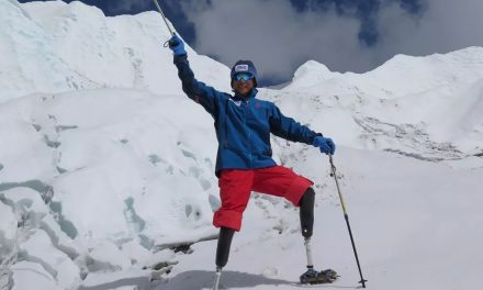 Double amputee who lost his feet climbing Everest 43 years ago finally scales world’s tallest mountain