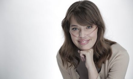CBS: Claire Wineland, inspirational speaker and social media star, dies after lung transplant