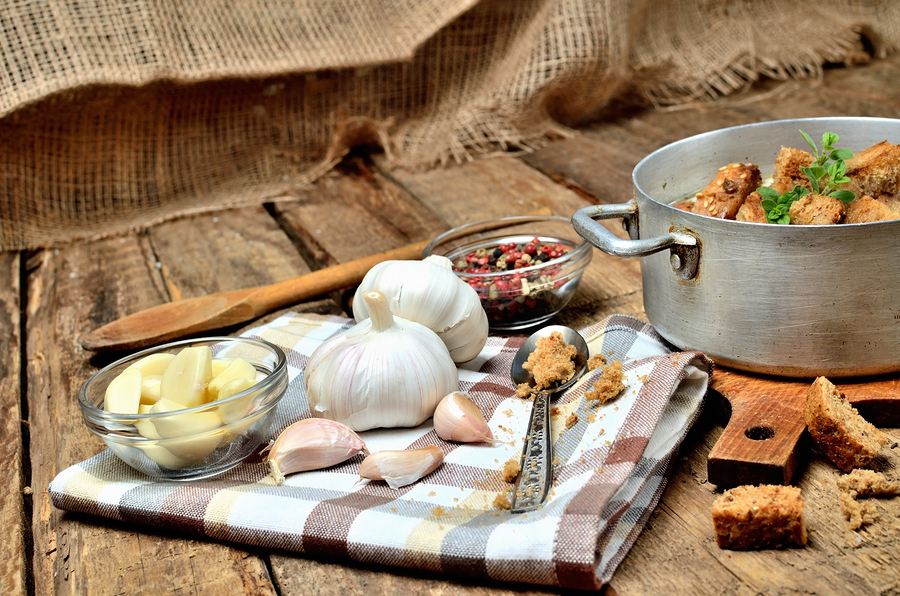 Garlic soup broth to combat colds, flu, and other health problems