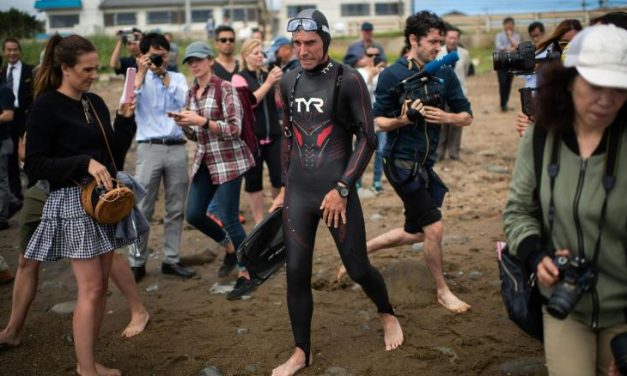 CNN: He swam from Japan to Hawaii and at times saw a piece of plastic in the ocean every three minutes