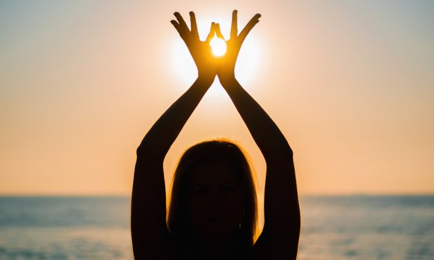 Scientists Show How Gratitude Literally Alters The Human Heart & Molecular Structure Of The Brain