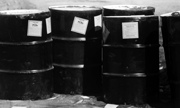 CBS: 100-gallon drums labeled ‘Weed Killer’ found at bottom of scenic Oregon lake