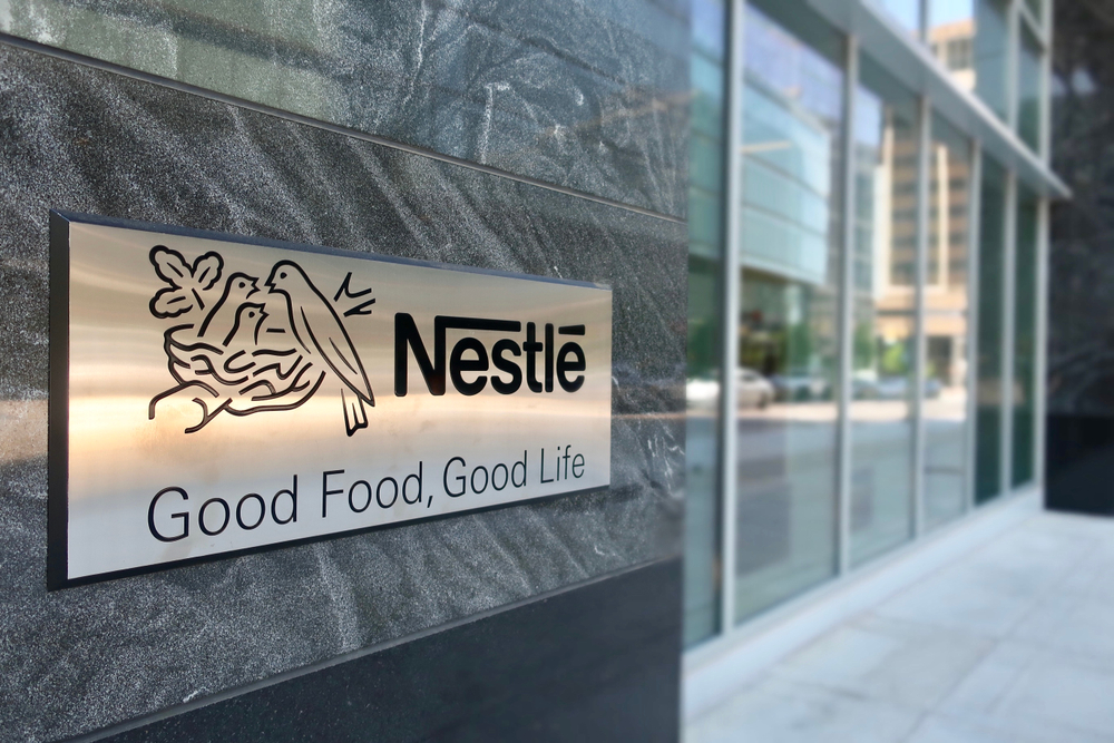 Bloomberg: Nestlé must face lawsuit in connection with GMO labeling