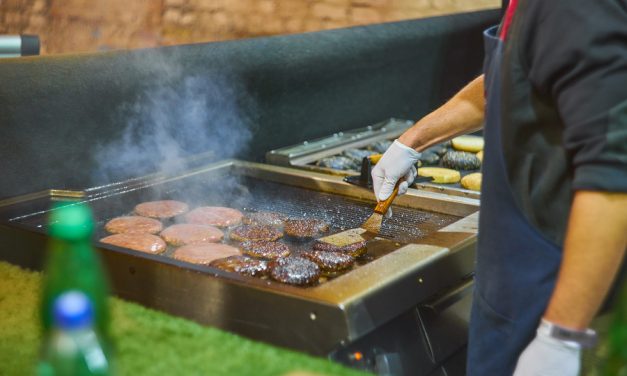 Impossible Burgers Not Meatless Enough for These Vegans Suing Burger King