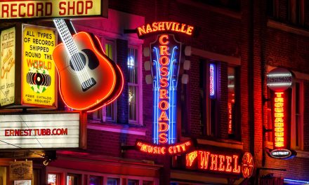 Gibson Pledges Guitars to Musicians Affected by Nashville Tornado