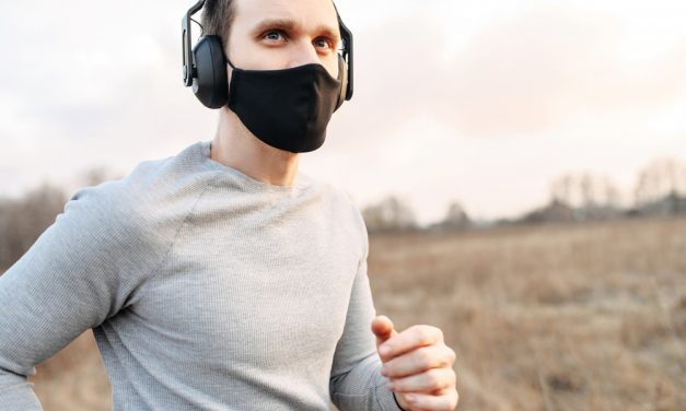 Jogger’s lung collapses after he ran for 2.5 miles while wearing a face mask